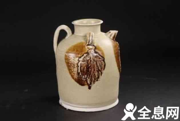 广州南越王宫博物馆展出200余件陶瓷文物