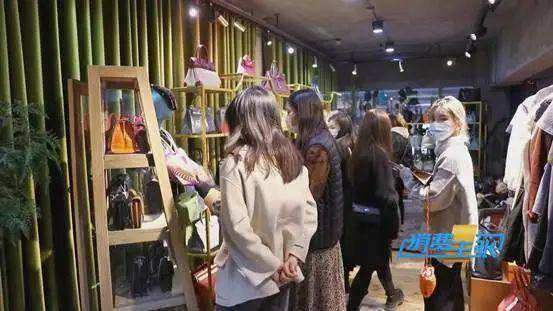 这家中国商场，登顶全球“店王”！奢侈品卖爆了！腕表经常“断货”，发生了什么？