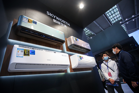 CITE2021：创维携5G+智能人居系统亮相，88英寸8K OLED电视、首台OLED变形电视首次展出