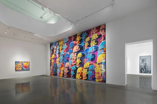 方力钧同名版画个展，艺·凯旋画廊展览现场 