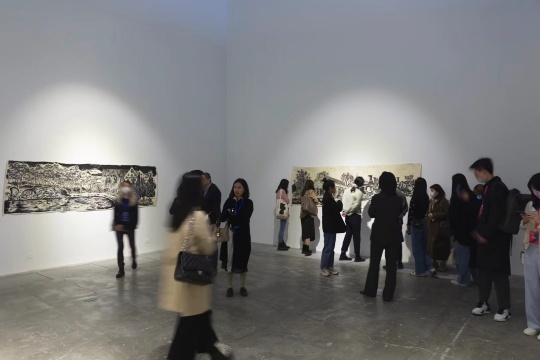 香格纳画廊《通向大地的又一道闪电》展览现场 