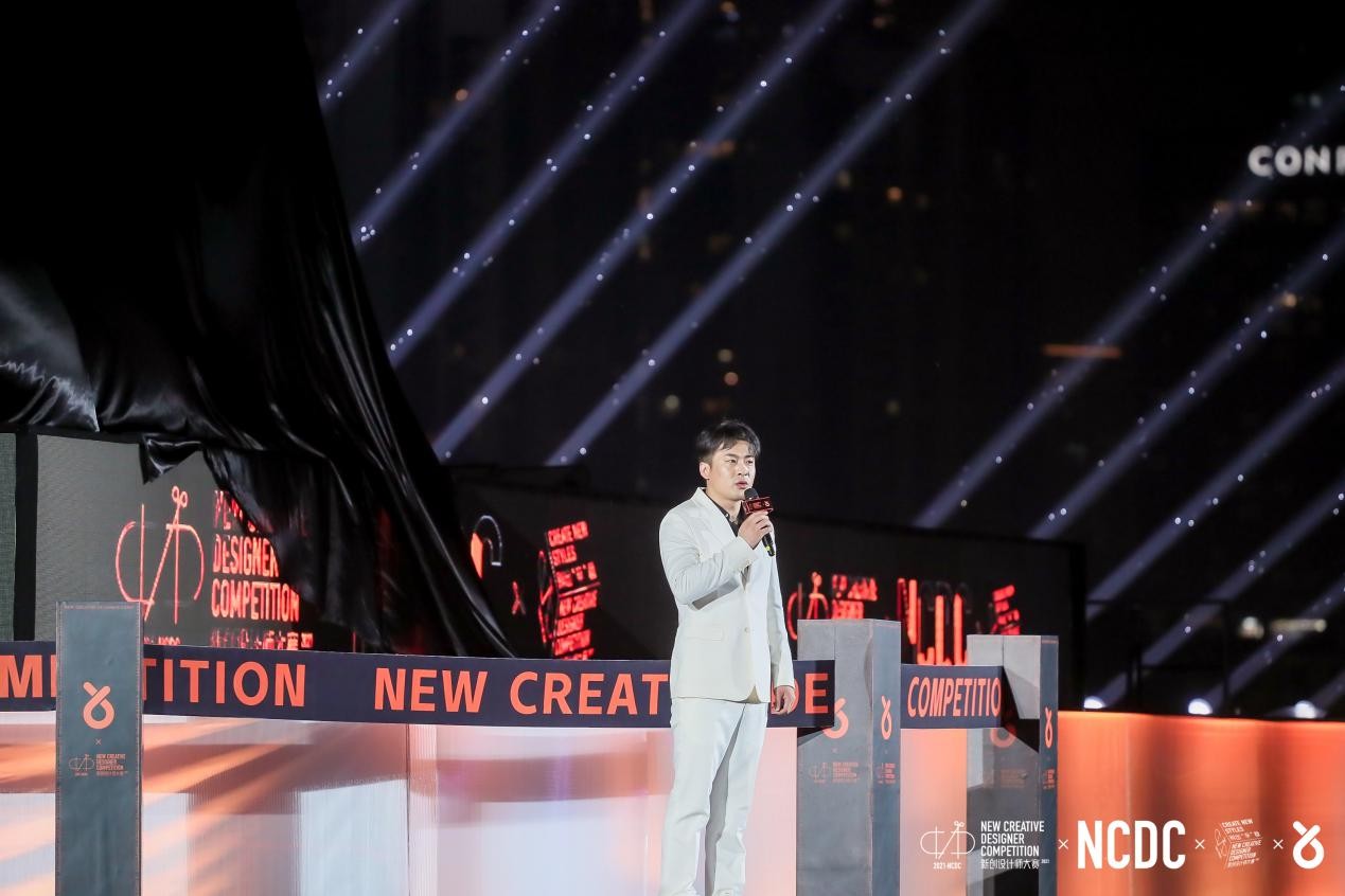 新华网再次报道辛选：“直播电商+原创设计”赋能服饰新零售