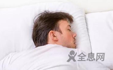 睡觉吹空调小心落枕