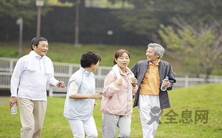 社交孤立增加老人的死亡风险