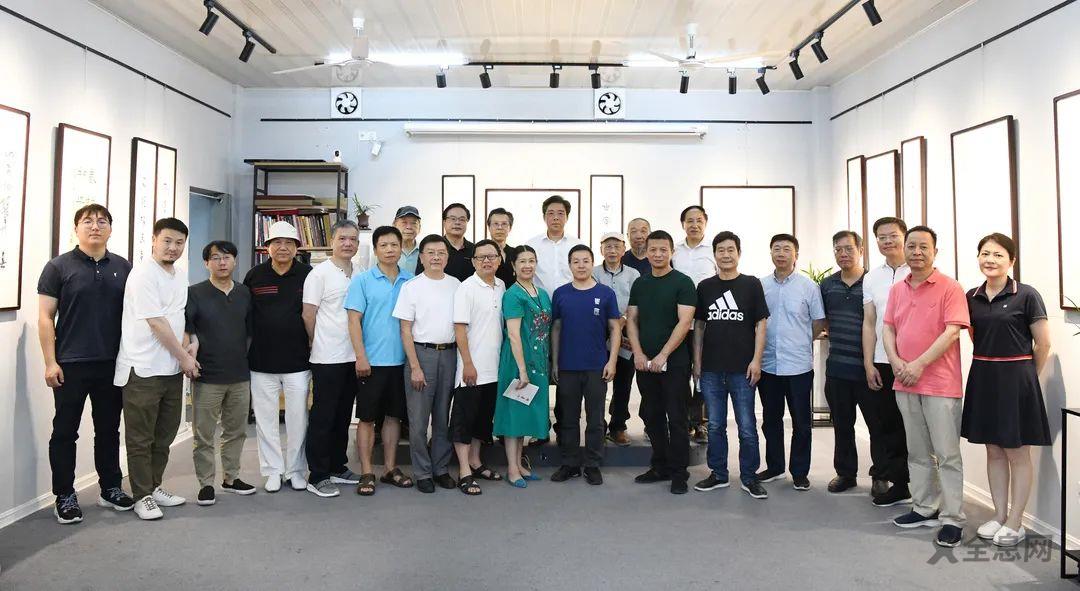 省政协书画院举办砚边行省政协书画院名家作品系列雅集活动