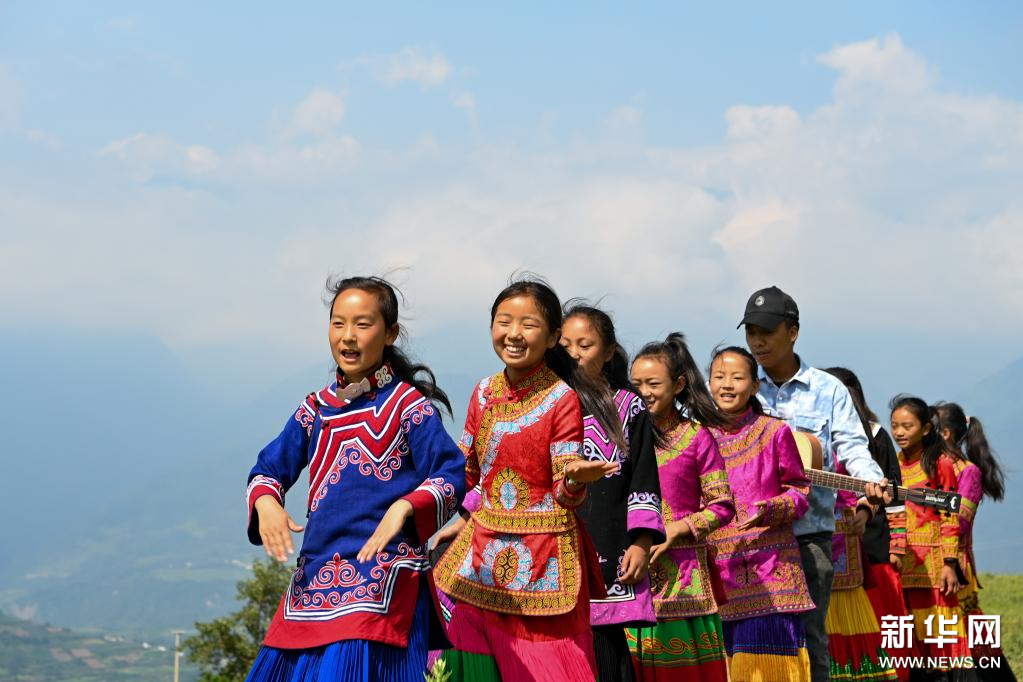 大山里的“妞妞”会唱歌