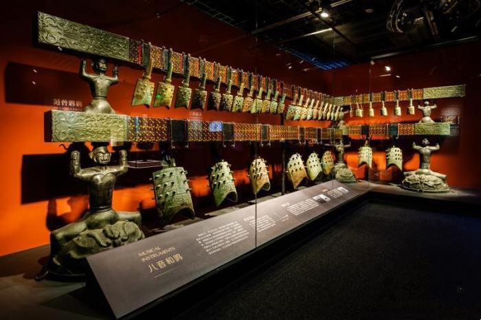 长江流域青铜文明特展在蓉开展 500多件珍贵文物集中亮相