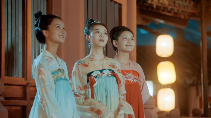 天价片酬、劣迹艺人、假唱、追捧流量……继续整治！