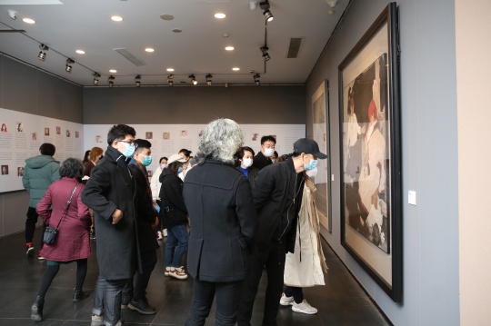 “丹青未央：2021首届中国工笔画学会青年艺委会学术邀请展”现场，北京画院 