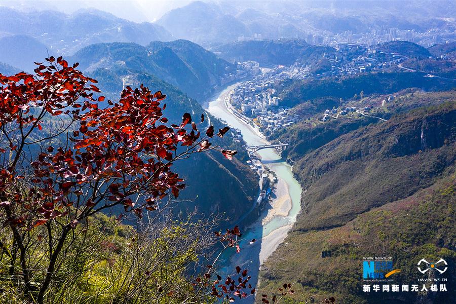 【城市远洋】重庆：碧水青山绕古城 “九层楼”处好风光