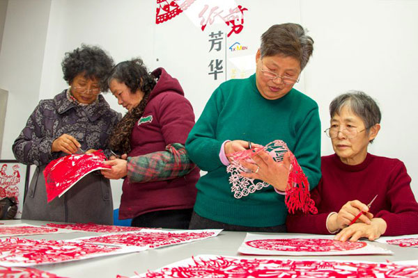 用“孝道”文化助力我国养老事业发展