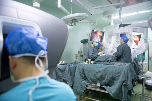 更精准，更微创 ！达芬奇手术机器人制霸外科手术领域