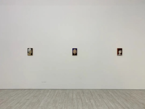 闫占城的画:不知道来自哪里的人,带着各种各样的帽子 闫占城的画:不知道来自哪里的人,带着各种各样的帽子