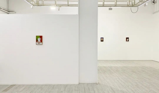作者画廊闫占城新站“方帽子”现场 作者画廊闫占城新站“方帽子”现场