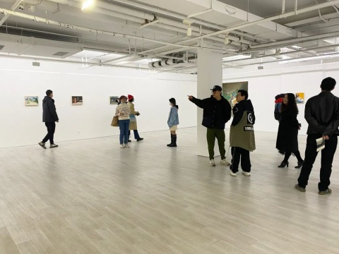 闫占城的画:不知道来自哪里的人,带着各种各样的帽子 闫占城的画:不知道来自哪里的人,带着各种各样的帽子