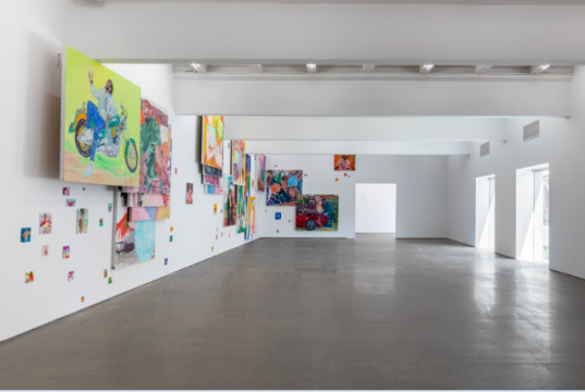 展开文化地图,陈小果以世界“居民”身份亮相魔金石 展开文化地图,陈小果以世界“居民”身份亮相魔金石