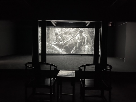 杨福东《愚公移山》展览现场 杨福东《愚公移山》展览现场