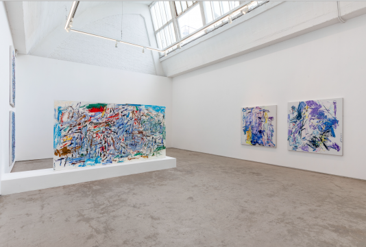 “赵大钧:蓝色上的红线”,CLC画廊展览现场 “赵大钧:蓝色上的红线”,CLC画廊展览现场