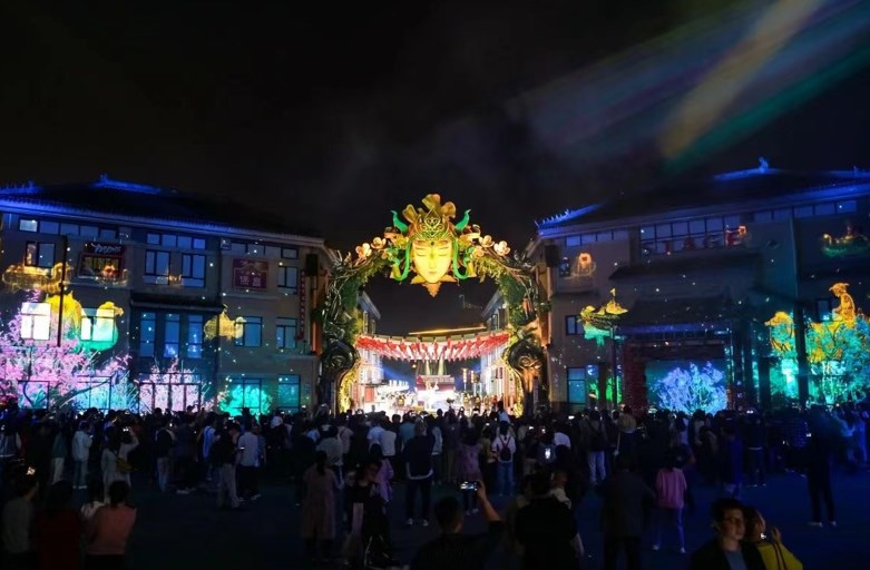 泾河新城茯茶镇：“茶夜肆”点亮“月精彩”