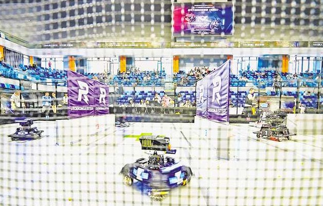 全国大学生机器人大赛机甲大师高校联盟赛举行