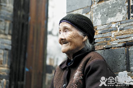 放眼全球，到底是什么在“阻止”我们长寿？
