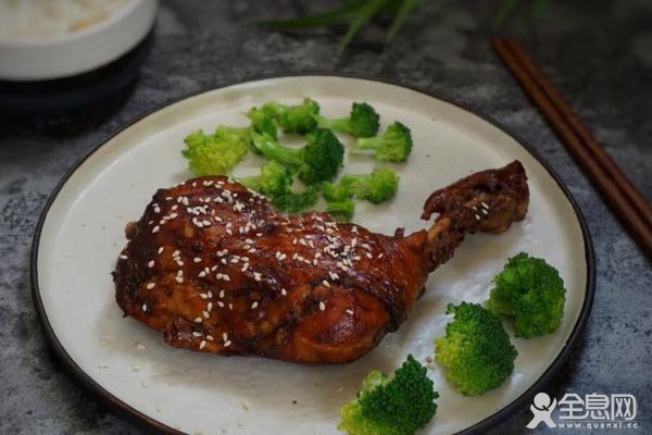电饭煲五香卤鸡腿