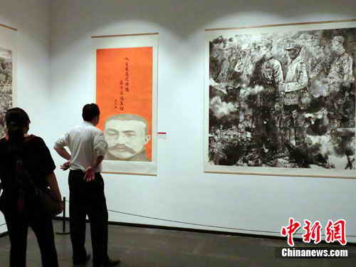 徐州美术书法作品大展红色书画受欢迎（组图）