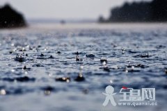 倾听雨声
