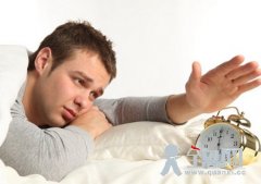 男性经常赖床会招来什么伤害？