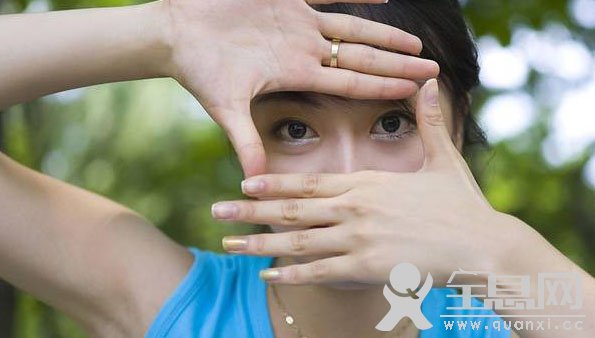 设计速写的取景构图