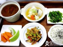 月子中产妇的8种补血食物