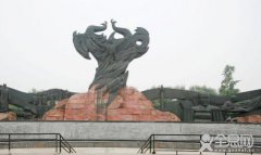 中国科学技术大学的郭沫若广场