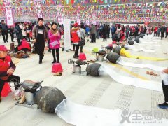 卢氏首届爆米花节成功举办