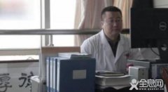 暖心医生为患者捐款14年