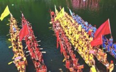 湘西汉子会河溪 百舸争流赛龙舟