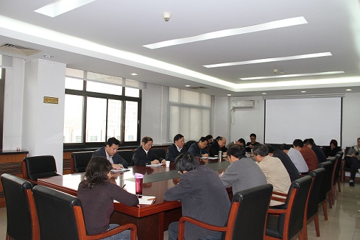 内蒙古牙克石市认真学习中央一号文件