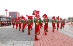 谁在妖魔化广场大妈？