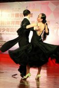 2016首届云南省国际标准舞精英争霸赛“开战”