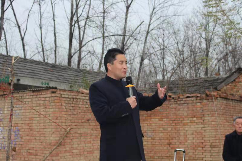 贾老师.jpg