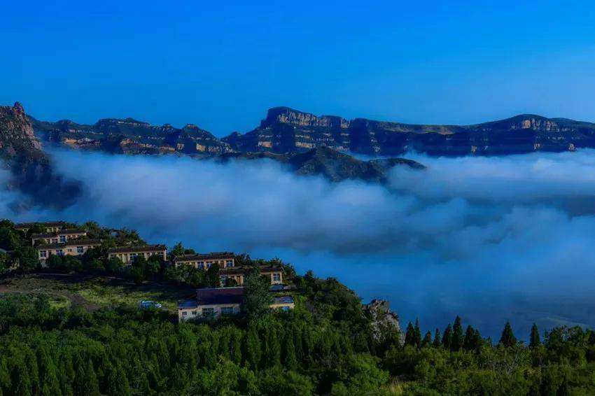 摆脱门票依赖 部分景区免门票后，收入不降反升？