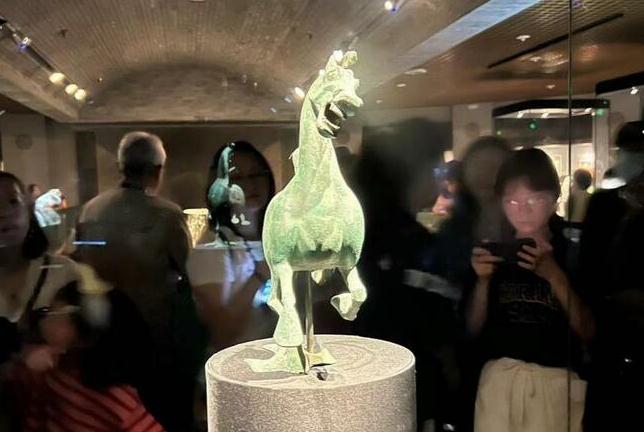 【简牍中国】甘博文创产业持续发力 让游客把更多文物“带回家”