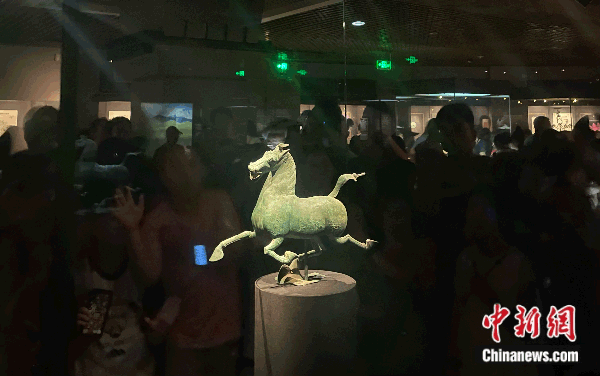 文创助力博物馆人潮汹涌