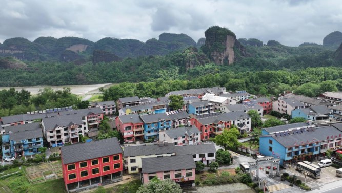 龙虎山景区：“民宿+旅游”模式引领全域旅游新风尚