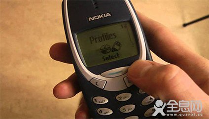 “无与伦比”的诺基亚 钻穿后依旧可接电话