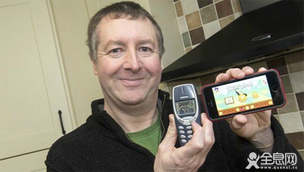 比起诺基亚3310 现代智能手机弱爆了