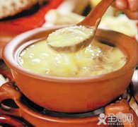 土豆配蜂蜜可缓解胃肠道疾病