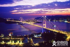 “中国实力”保障港珠澳大桥工程如期具备通车条件