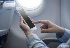 警惕空中杀手：让您的手机与飞机舱门同开关