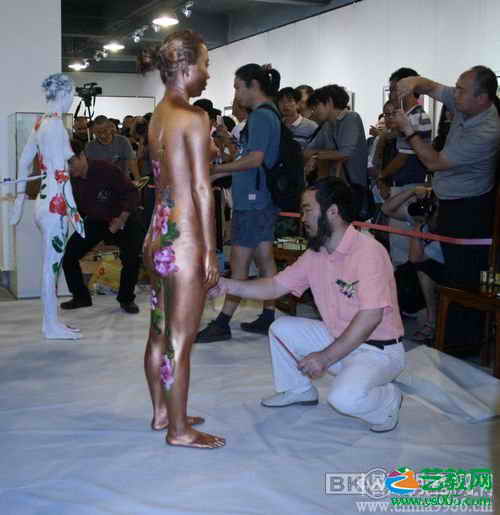 现场人体彩绘