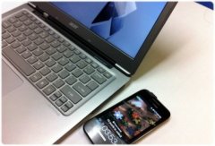 英特尔开发无线充电技术　超极本可给手机充电